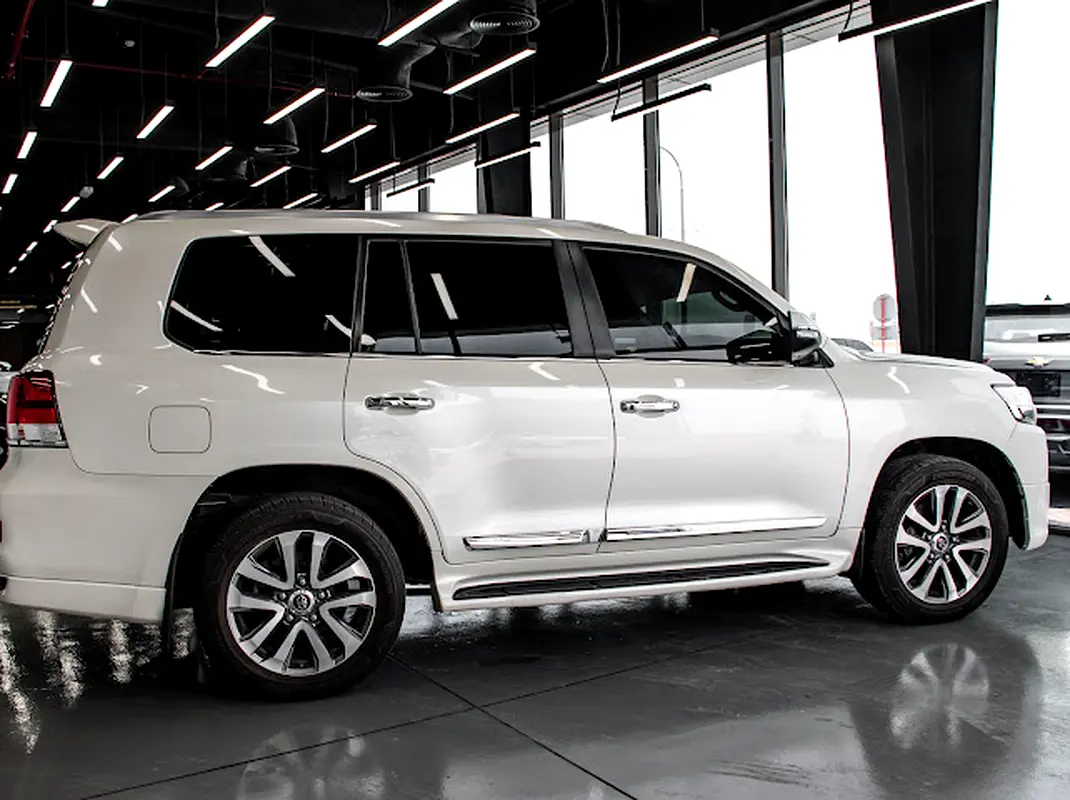 2017 Land Cruiser 186000