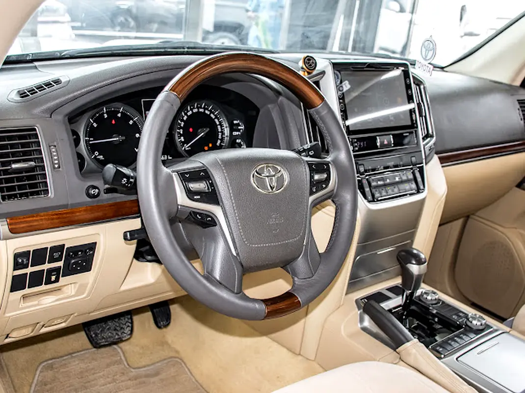 2017 Land Cruiser 186000