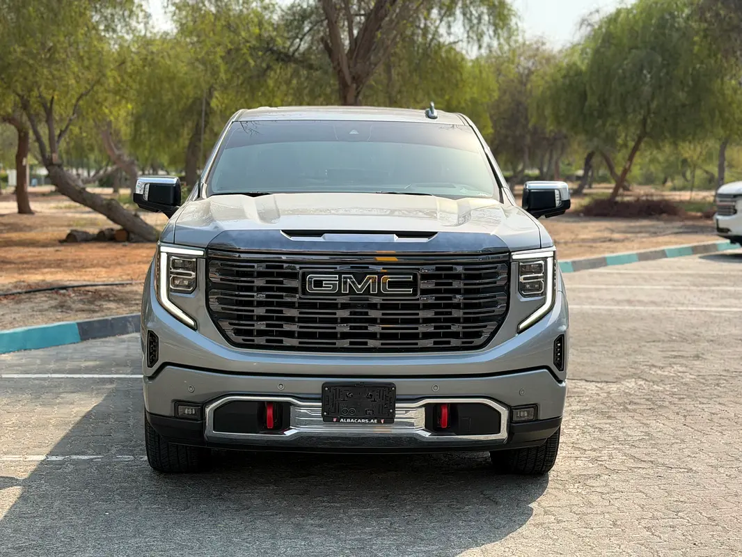 GCC 2024 GMC Sierra