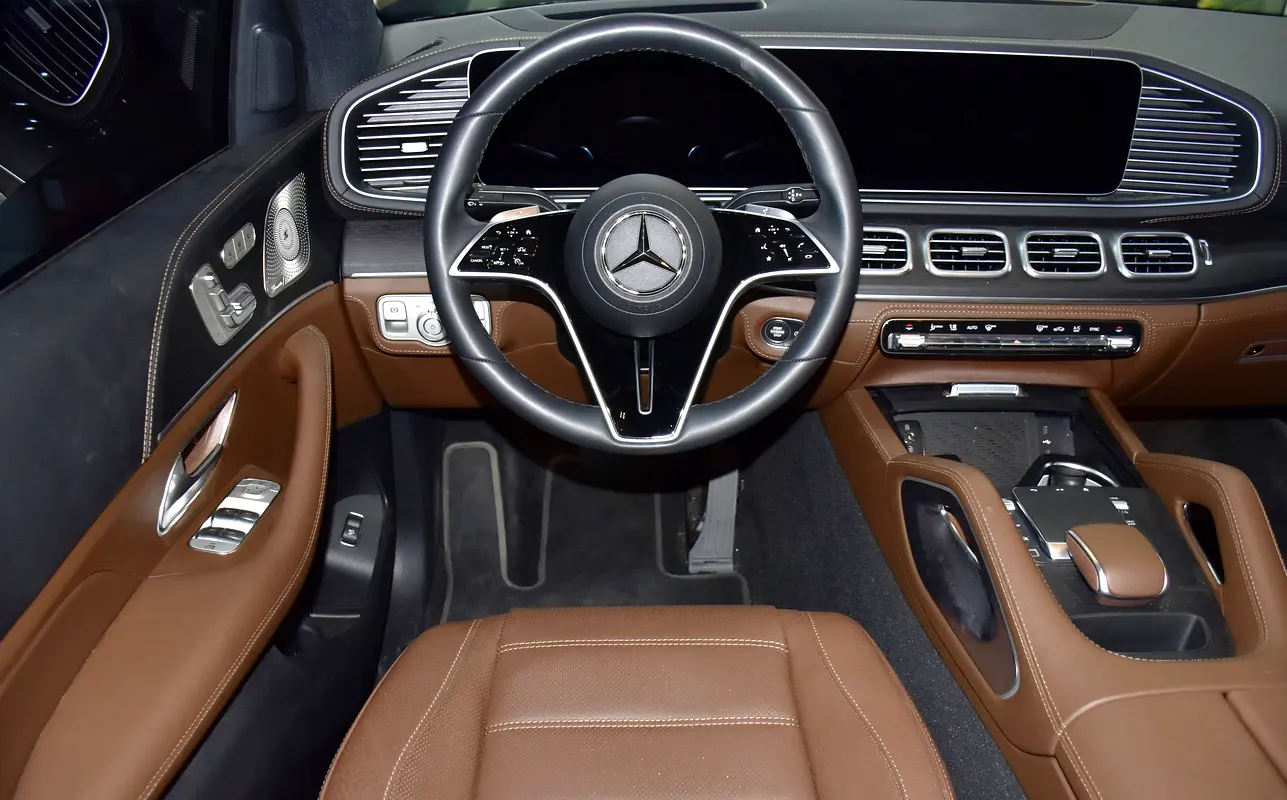 2025 GLE-Class GCC