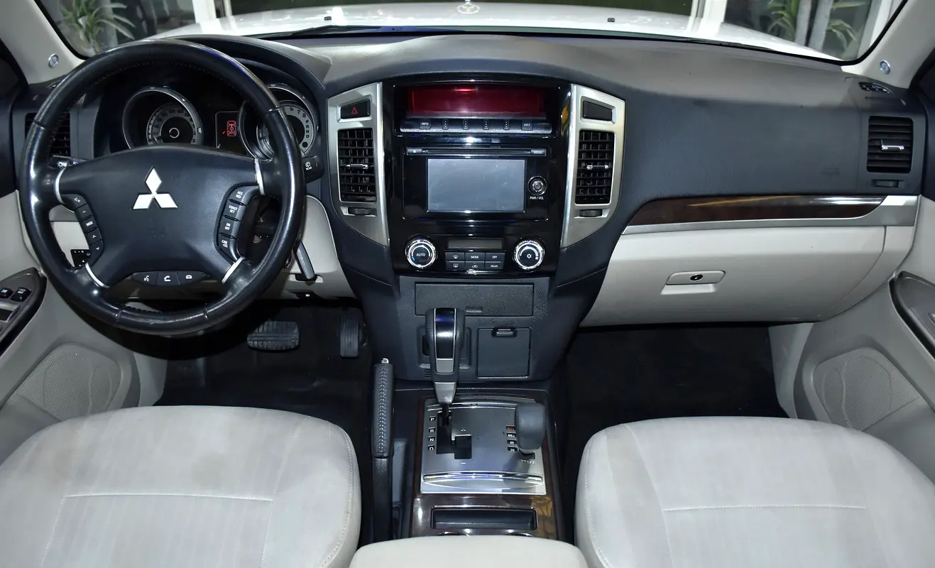 2019 Pajero GCC