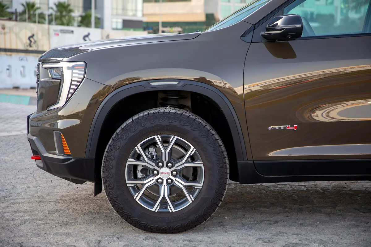 GCC 2024 GMC Acadia