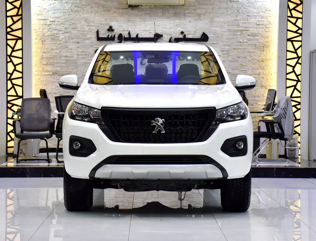 GCC 2023 Peugeot Landtrek