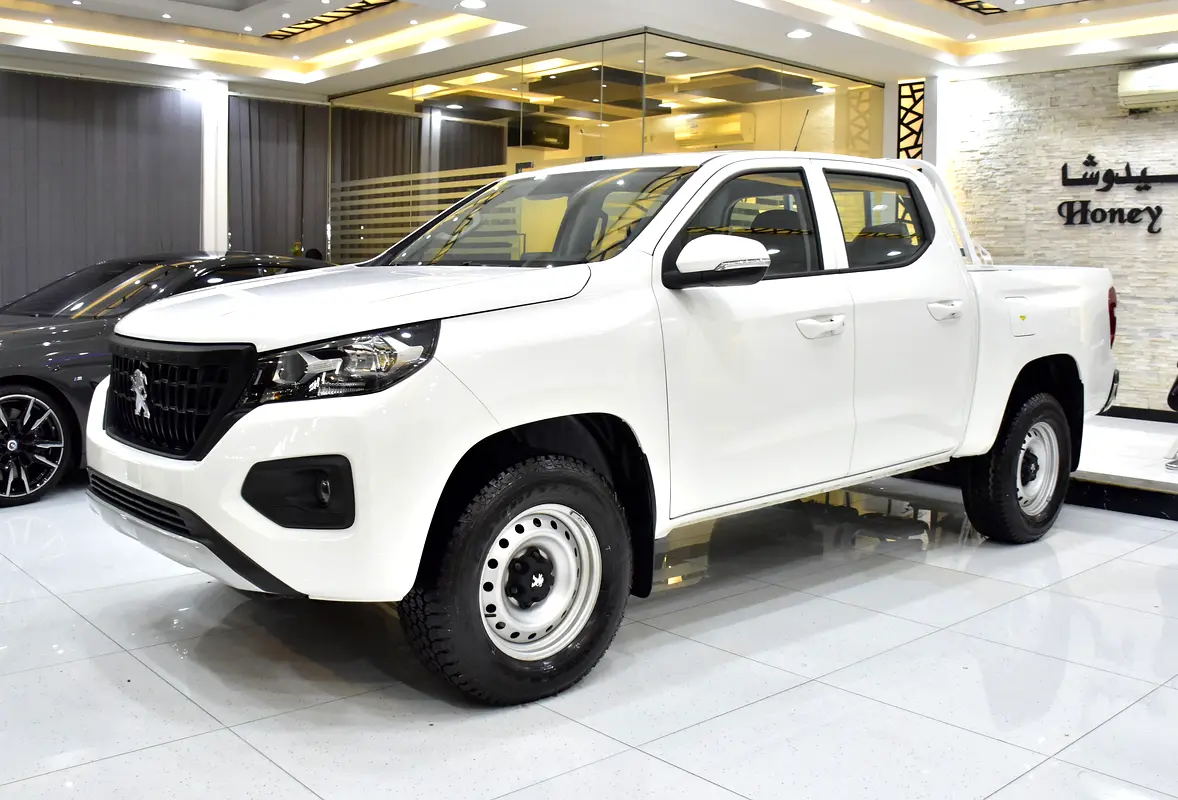 GCC 2023 Peugeot Landtrek
