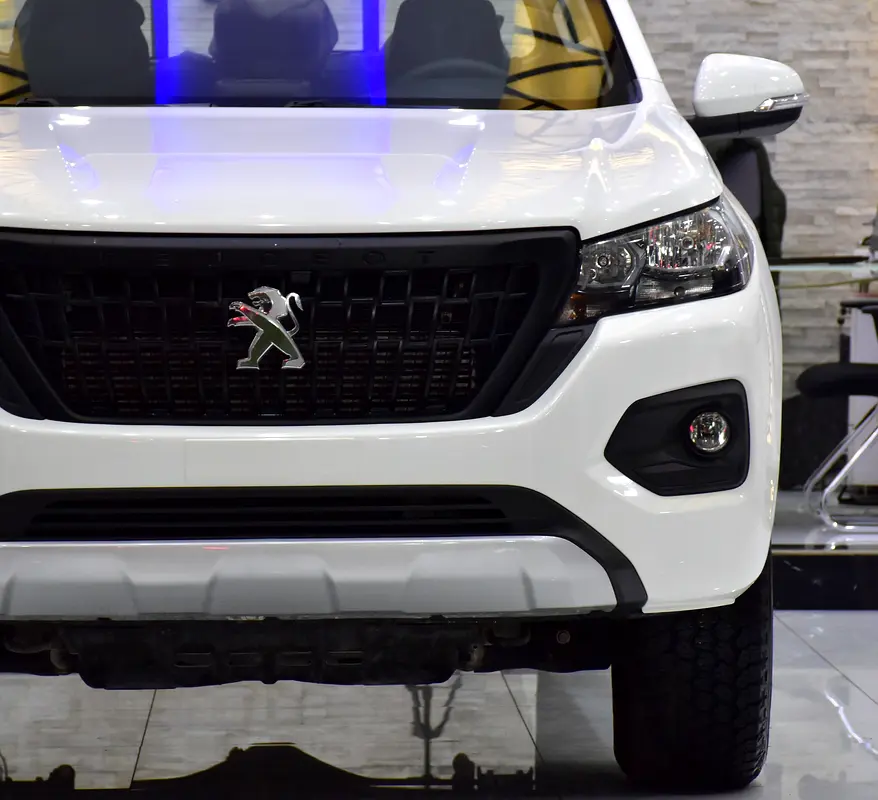GCC 2023 Peugeot Landtrek