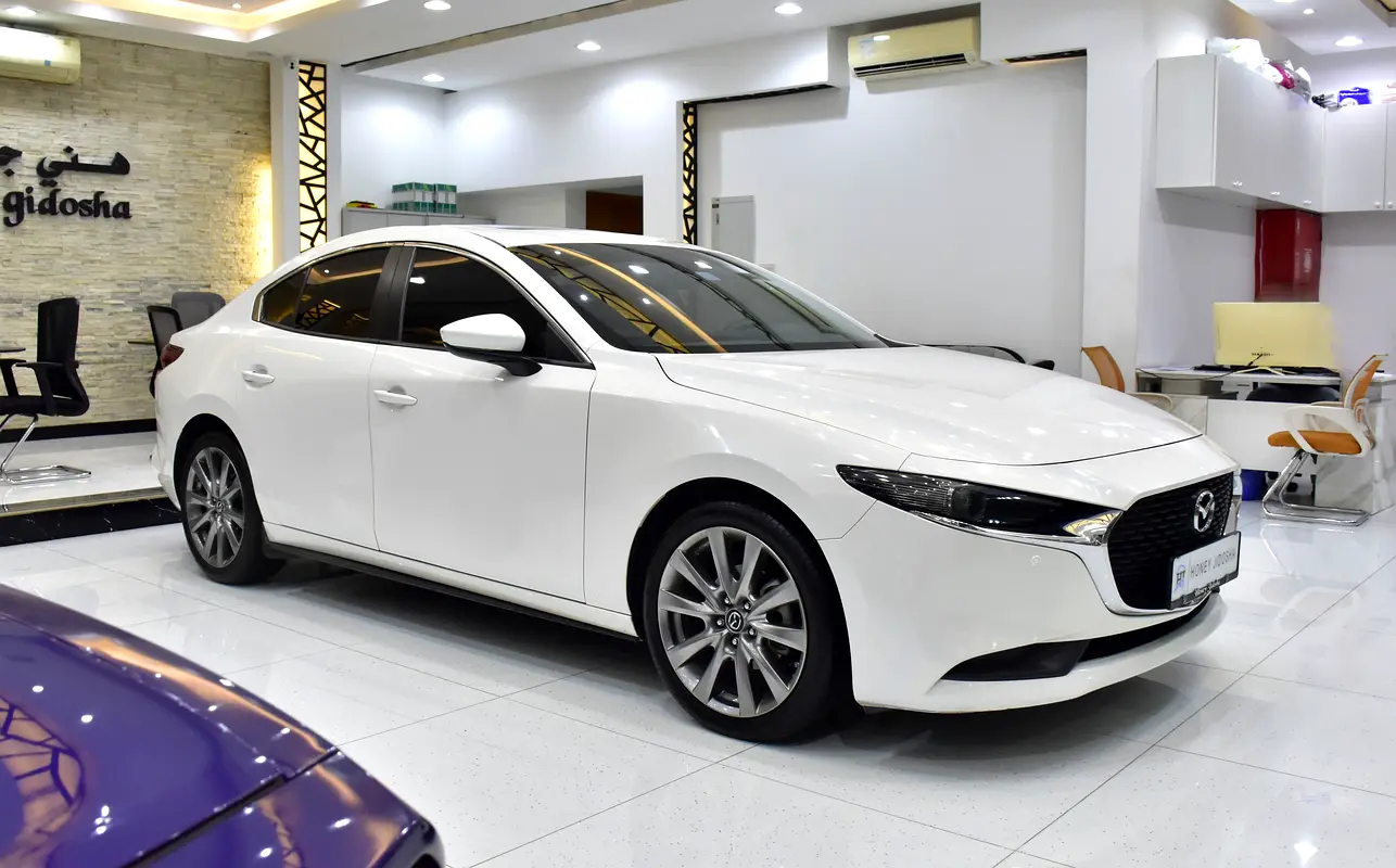 Well maintained 2023 Mazda 3