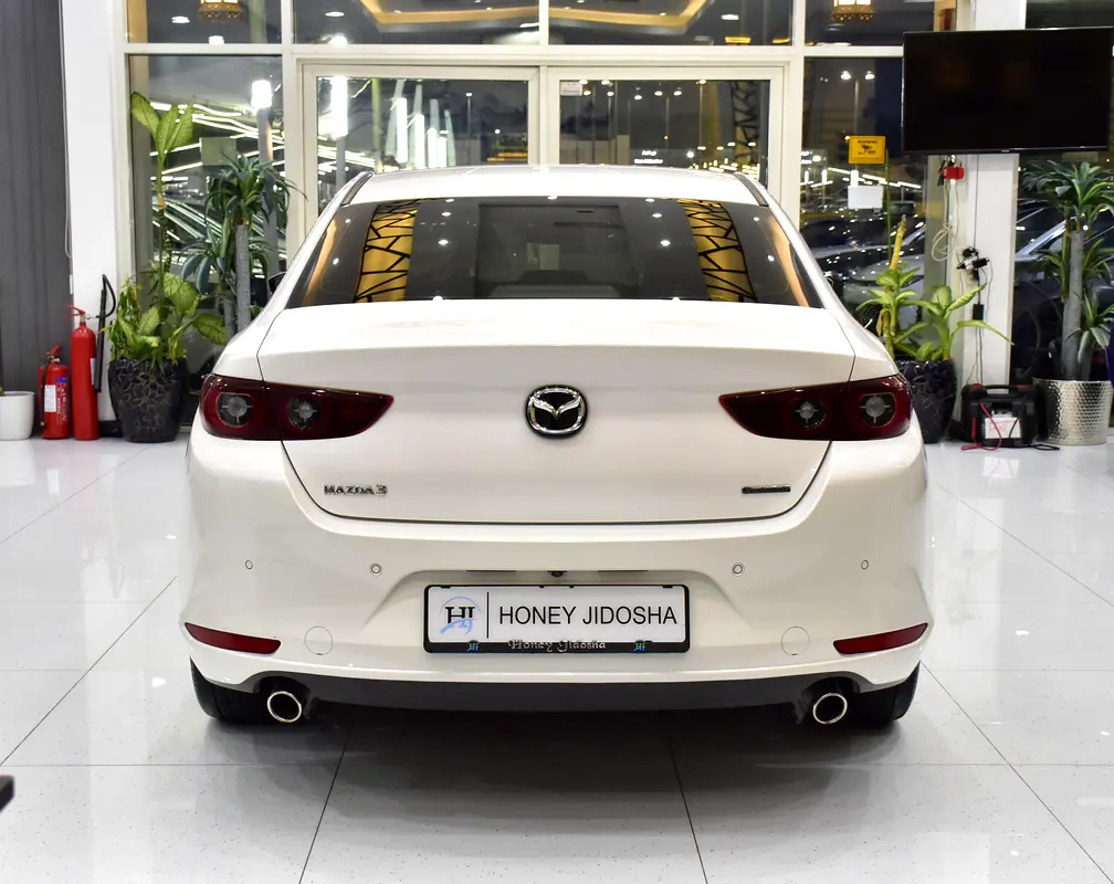 Well maintained 2023 Mazda 3