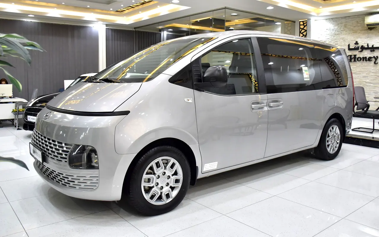 2022 Hyundai Staria GCC