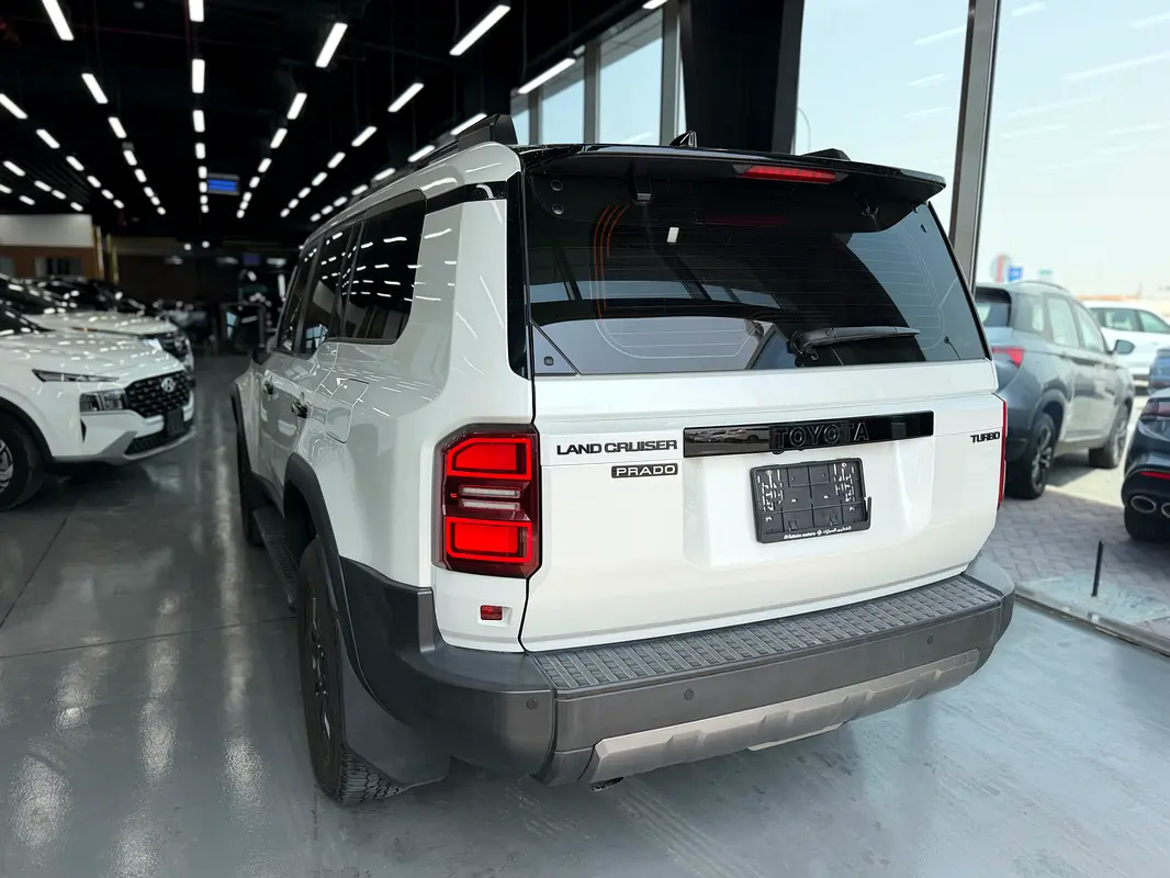 GCC 2024 Toyota Prado