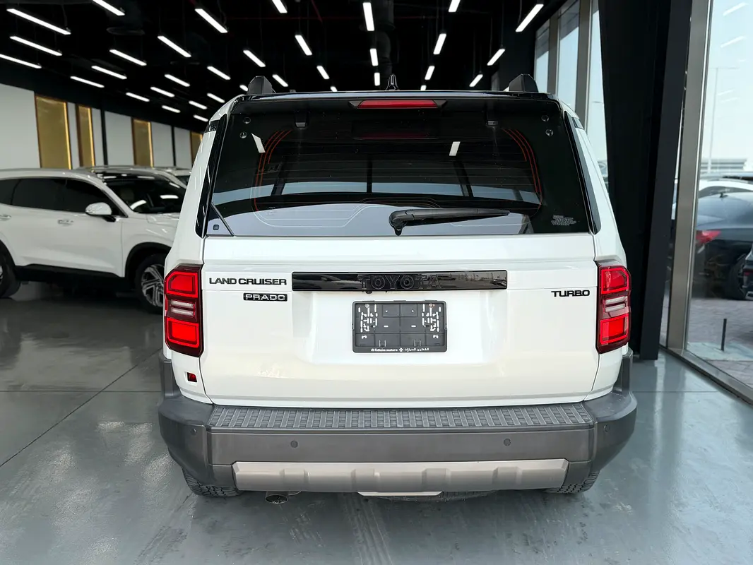 GCC 2024 Toyota Prado