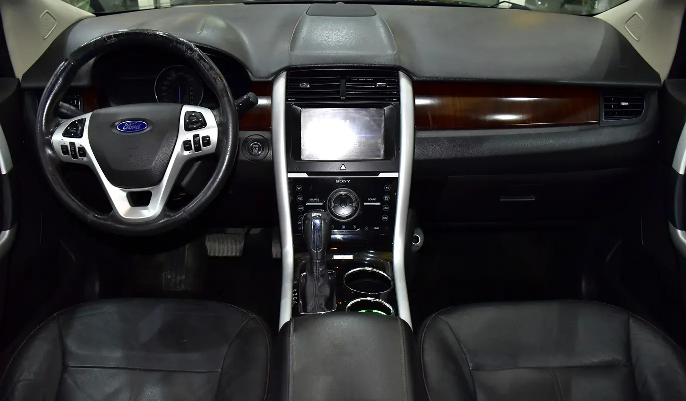 GCC 2014 Ford Edge