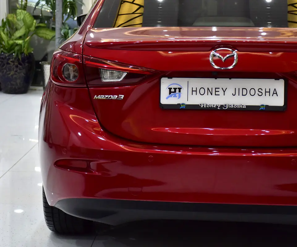 GCC 2017 Mazda 3