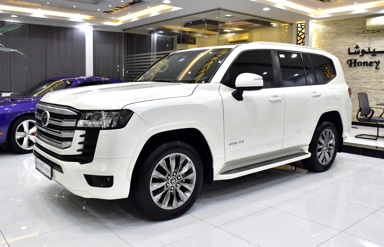 6900 2025 Land Cruiser