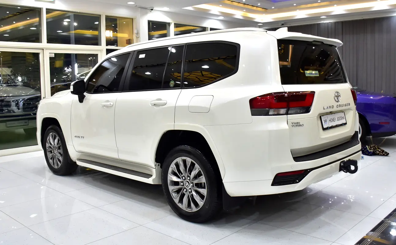 6900 2025 Land Cruiser