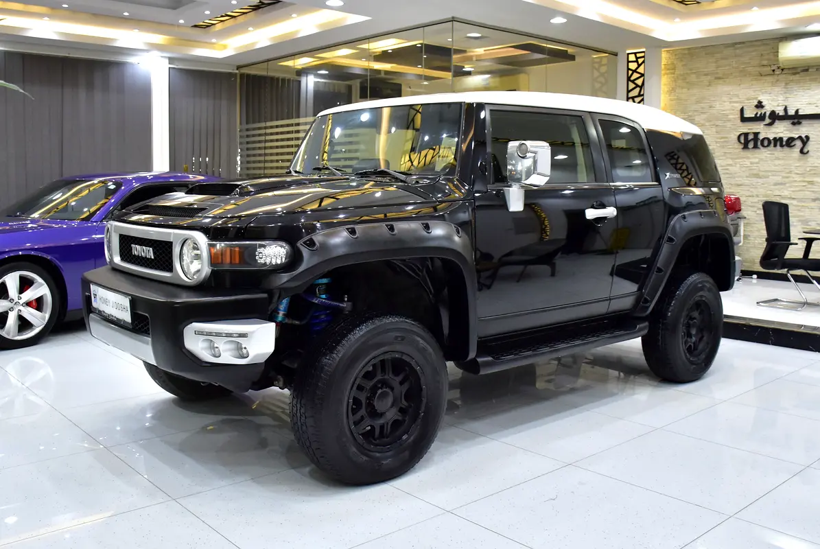 Well maintained 2014 Toyota FJ Cruiser
