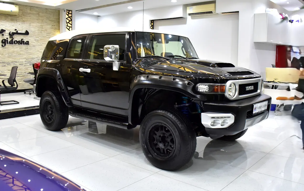 Well maintained 2014 Toyota FJ Cruiser