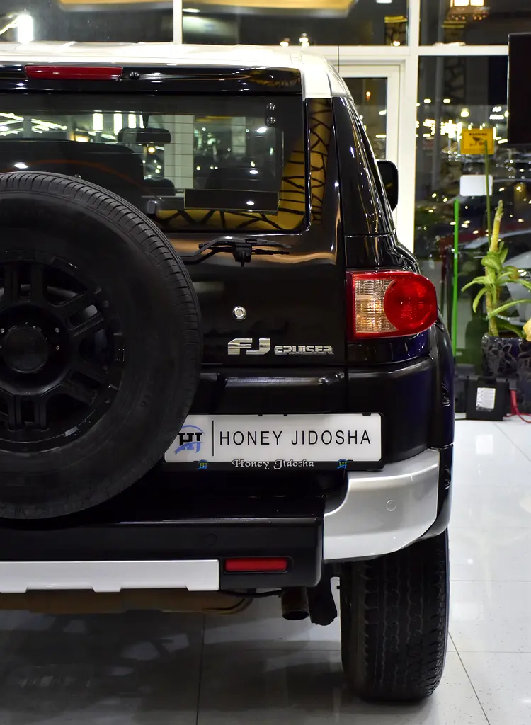 Well maintained 2014 Toyota FJ Cruiser