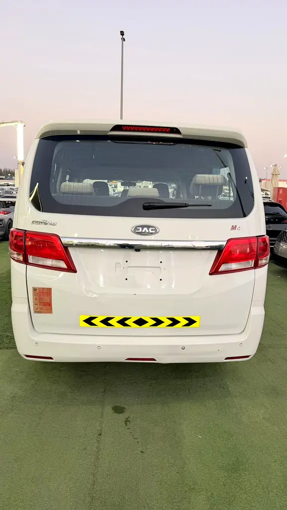 Well maintained 2021 JAC M4