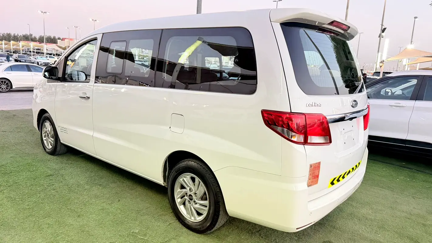 Well maintained 2021 JAC M4