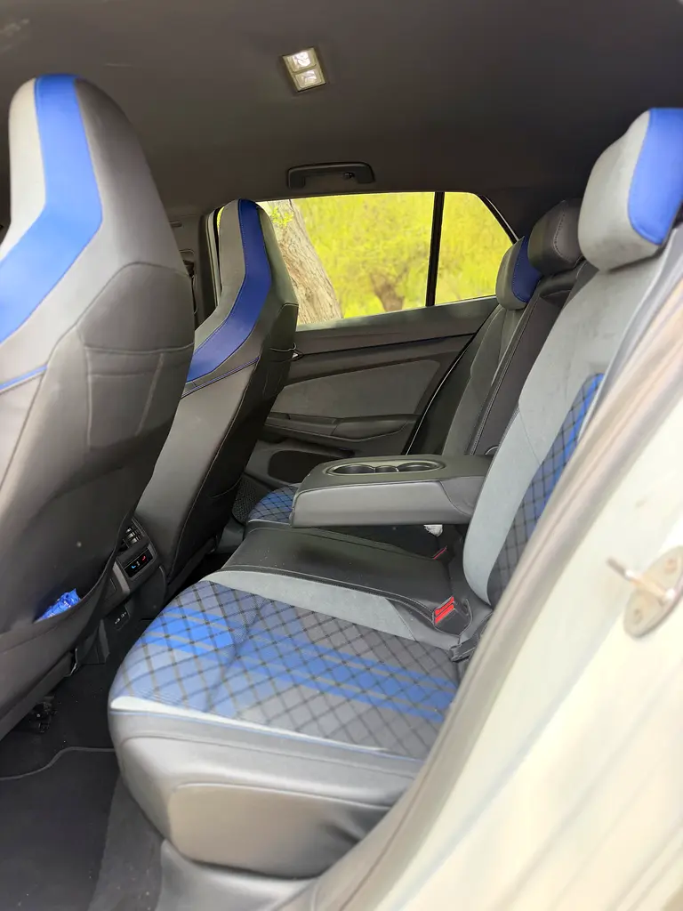 Well maintained 2022 Volkswagen Golf R