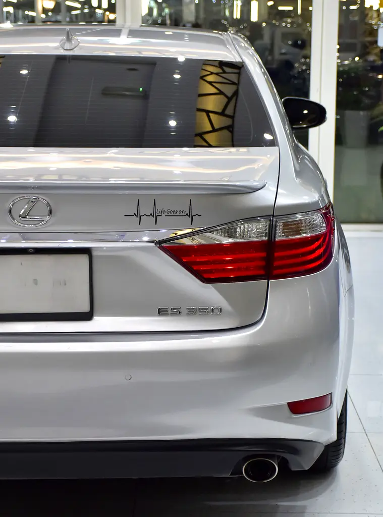 2015 ES-Series American (U.S) Specs