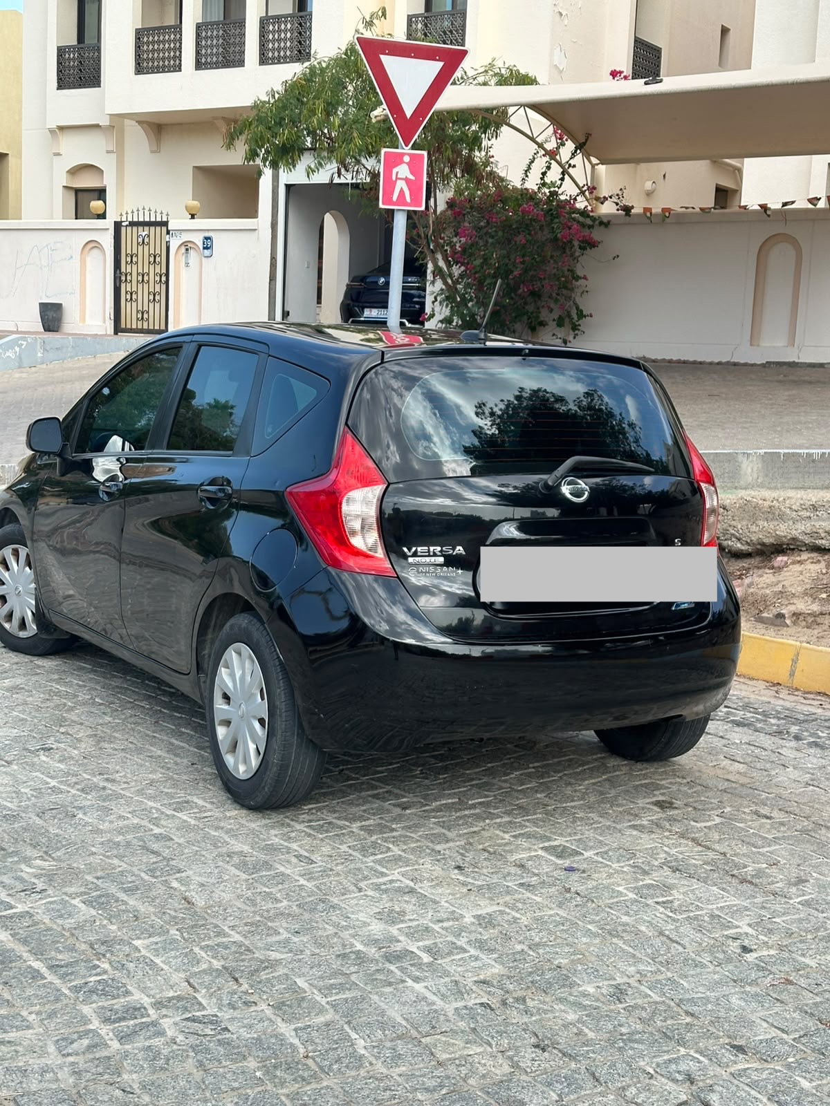 Nissan Versa 2014 Japan Specs – Passed Inspection – Urgent Sale