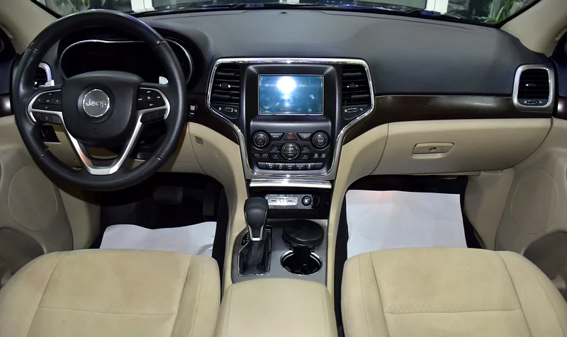 GCC 2018 Grand Cherokee