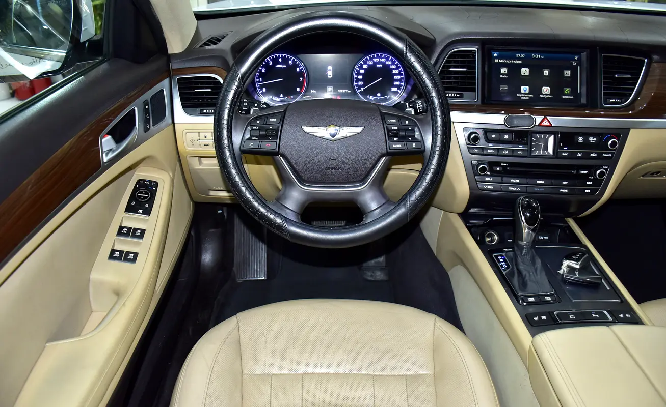 GCC 2016 Hyundai Genesis