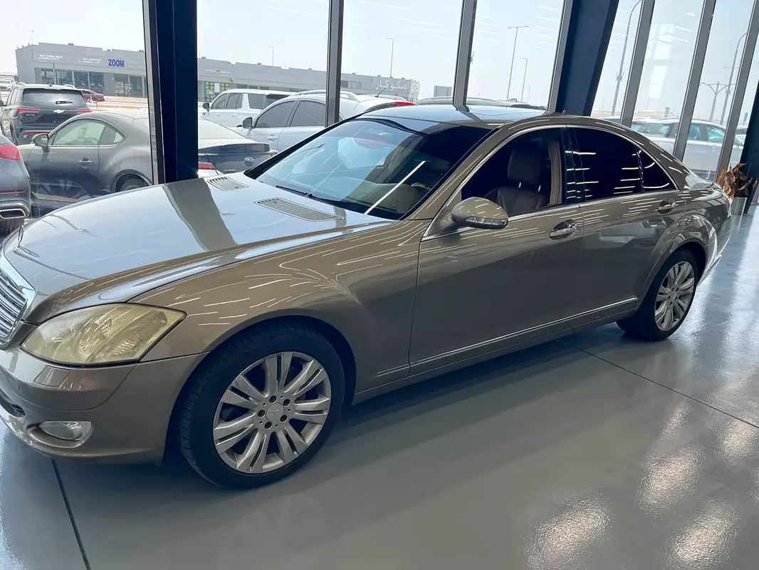 For sale in ICAD V, Abu Dhabi Industrial City, Abu Dhabi 2009 S-Class