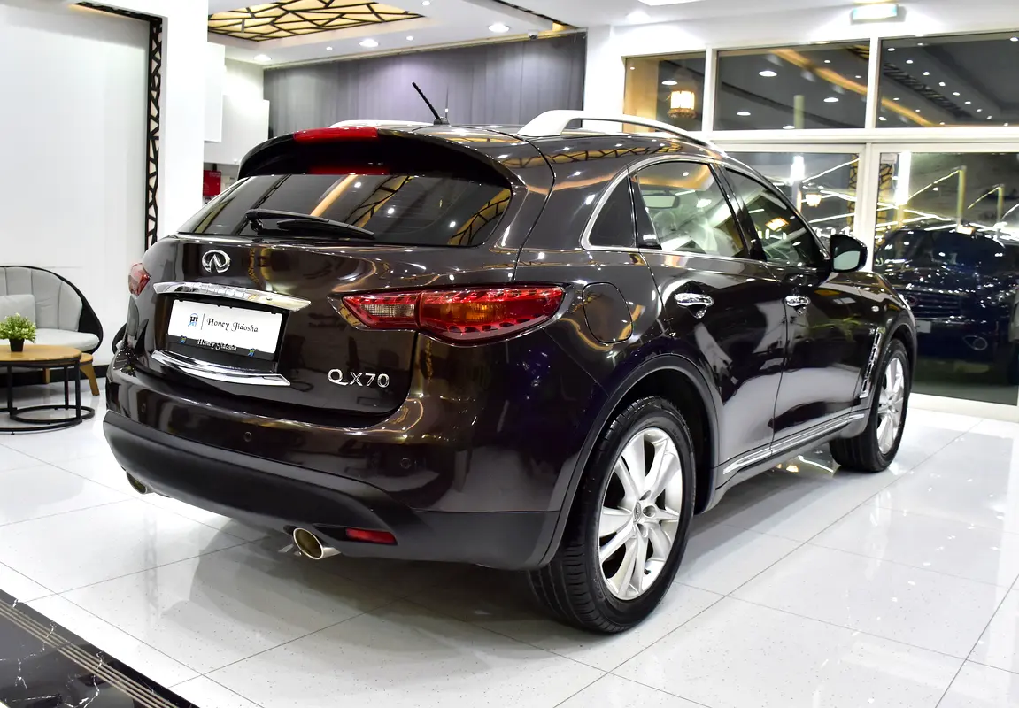 Well maintained 2016 Infiniti Q70