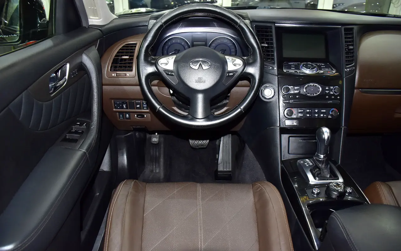 Well maintained 2016 Infiniti Q70