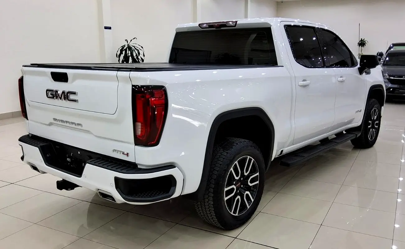 GCC 2026 GMC Sierra