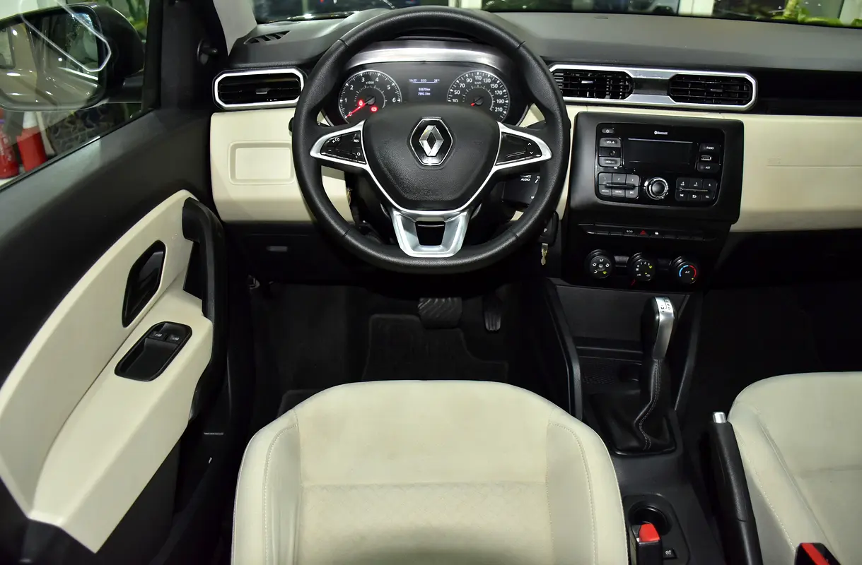 2020 Duster 93000