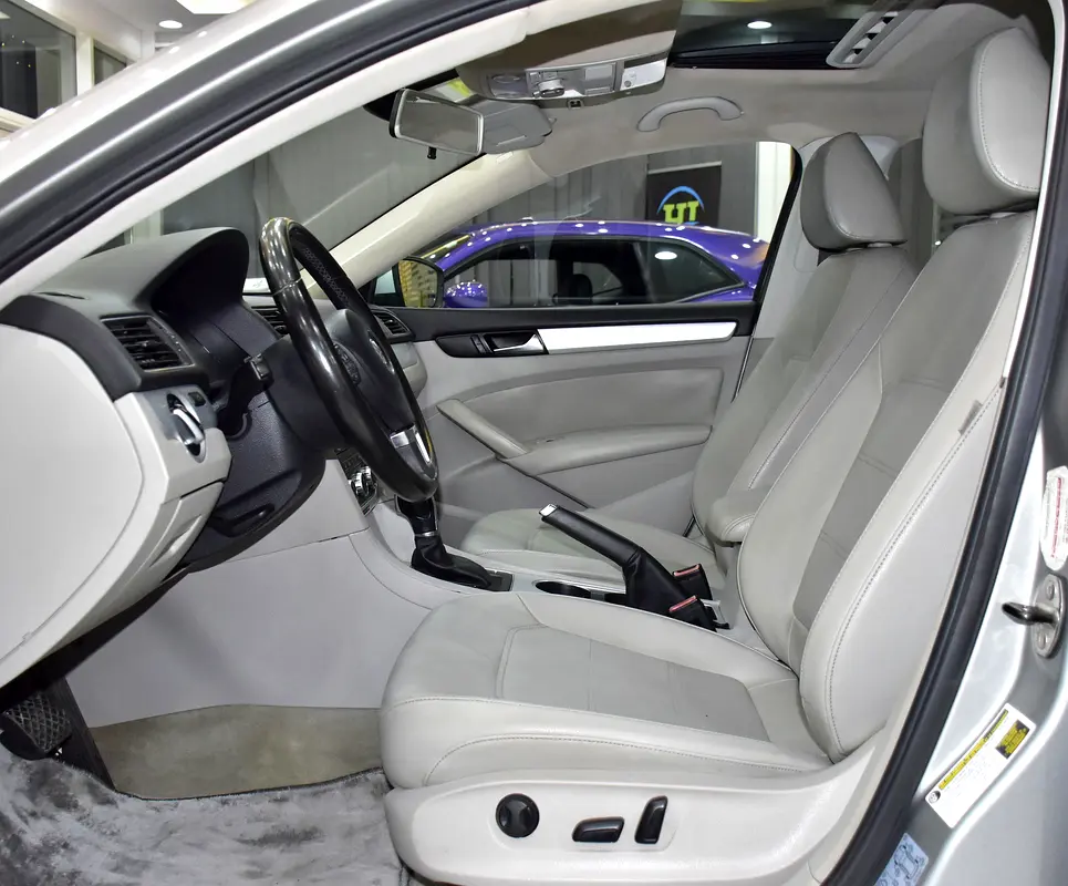 2013 Passat Canadian