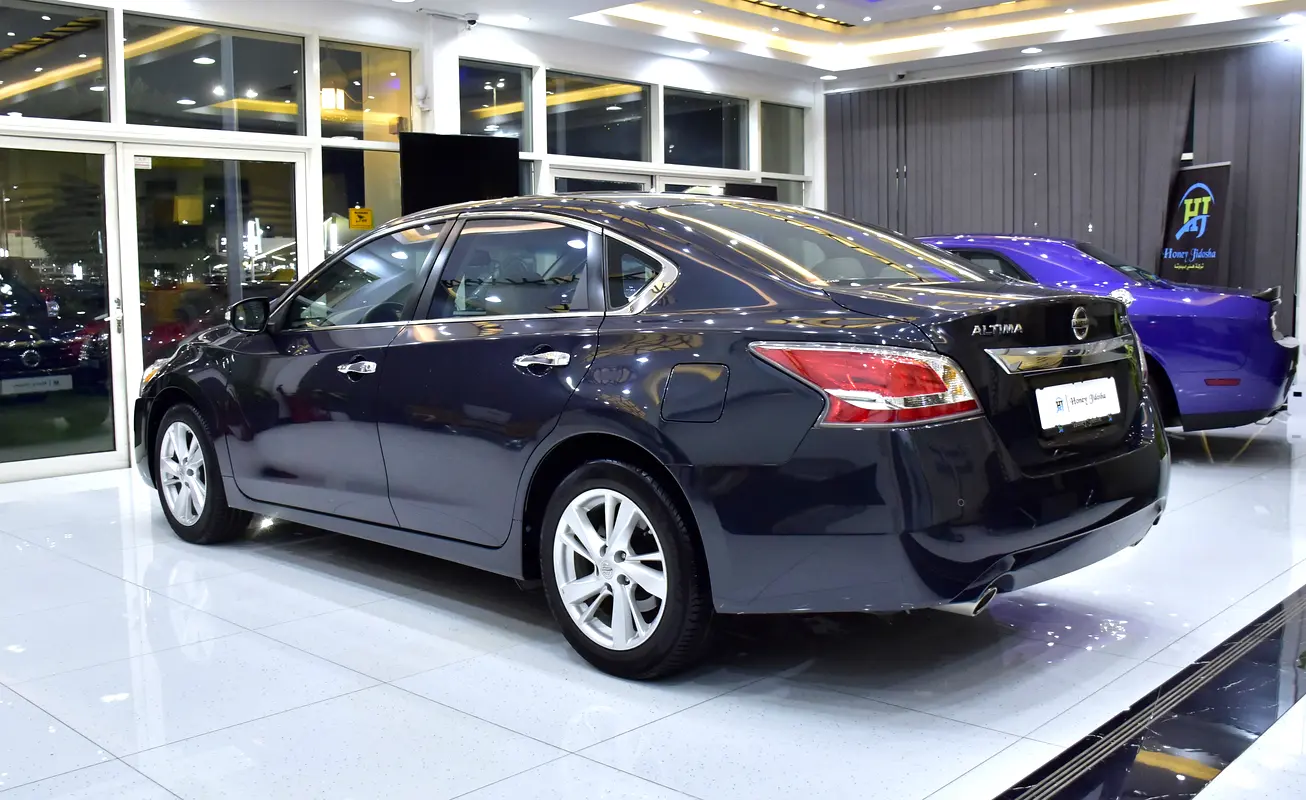GCC 2015 Nissan Altima