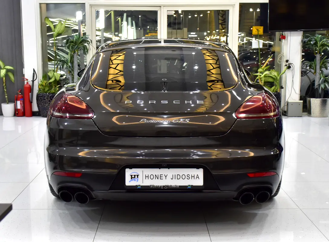 2014 Porsche Panamera GCC