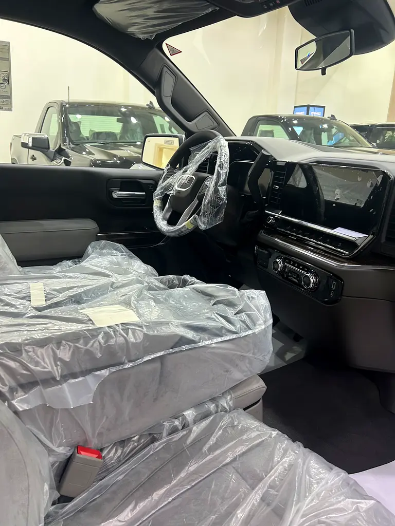 GCC 2026 GMC Sierra