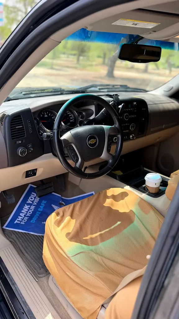 2013 Silverado 275000