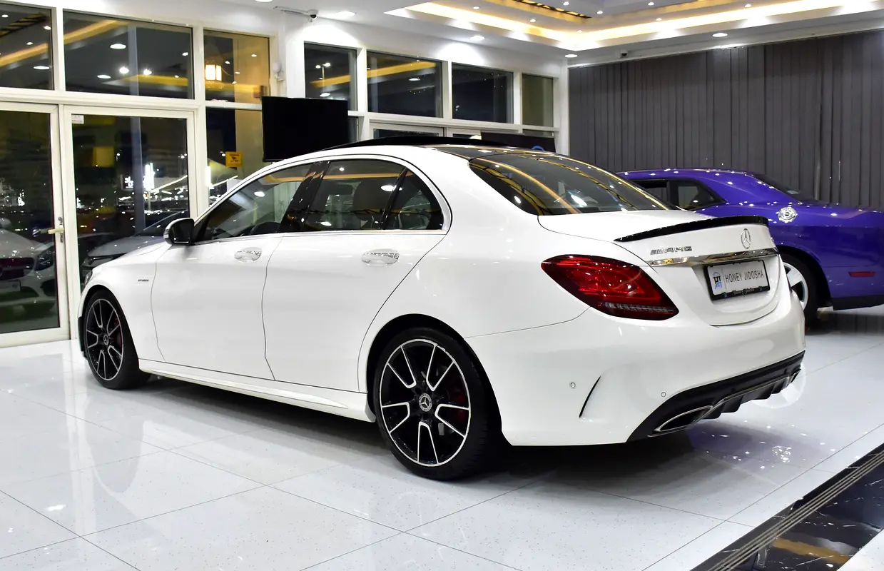 64000 2019 C-Class