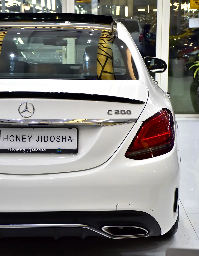 64000 2019 C-Class