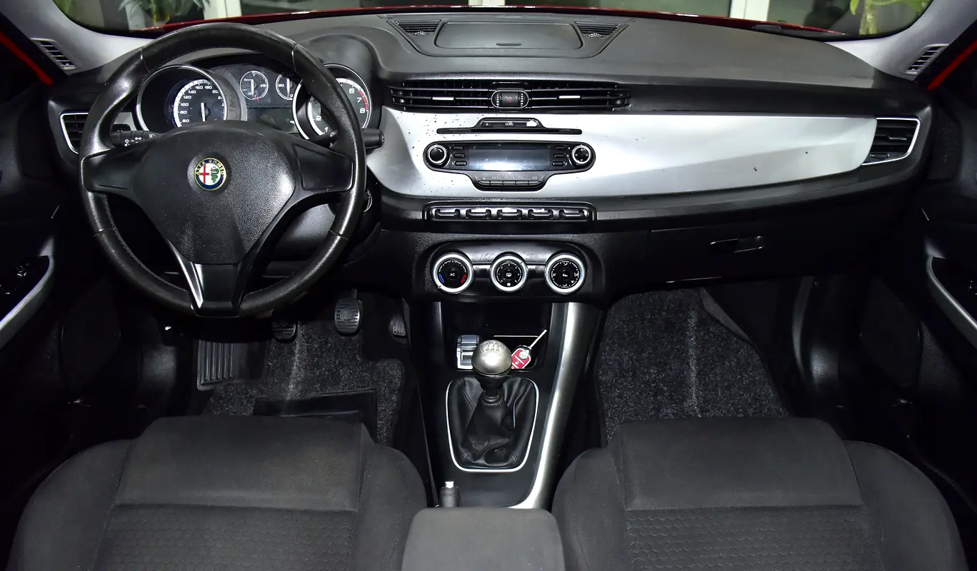 Japanese 2013 Alfa Romeo Giulietta