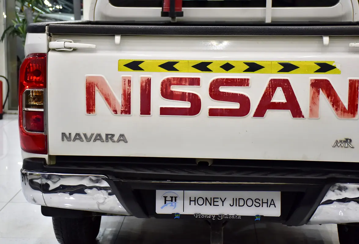 2020 Nissan Navara GCC