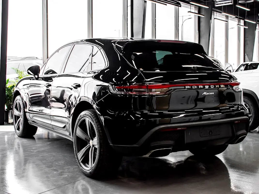 17000 2023 Macan