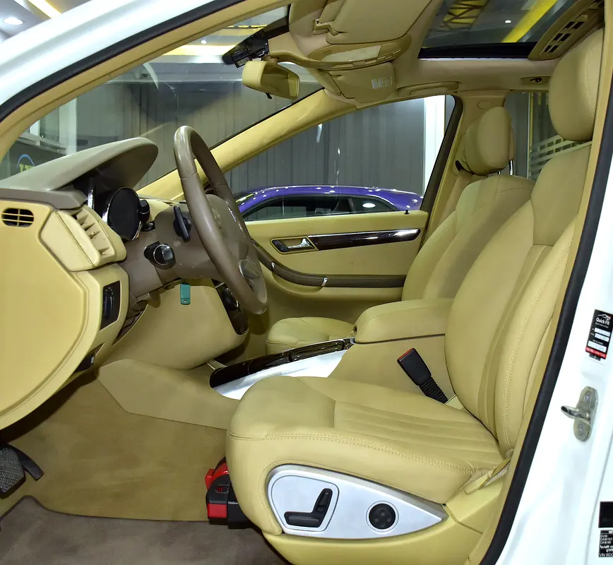 Well maintained 2009 Mercedes-Benz R-Class