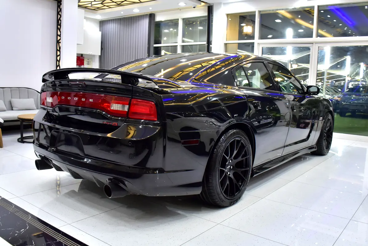 2013 Dodge Charger GCC