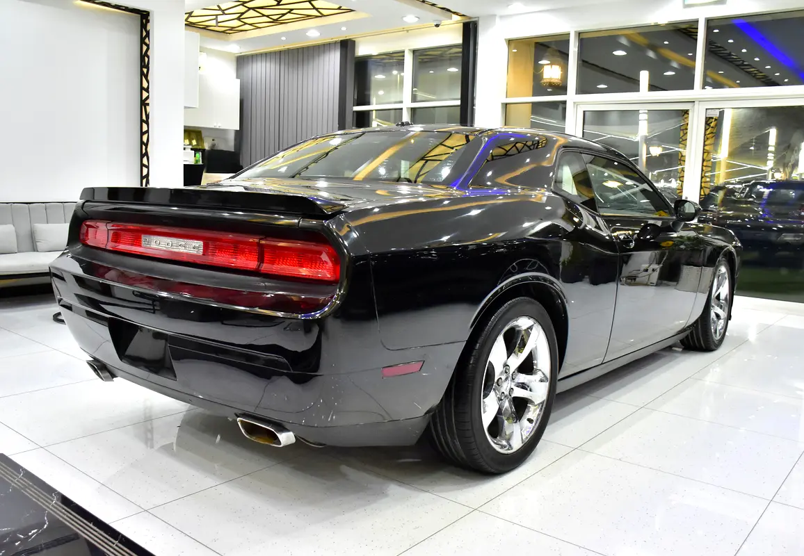 2012 Dodge Challenger American (U.S) Specs