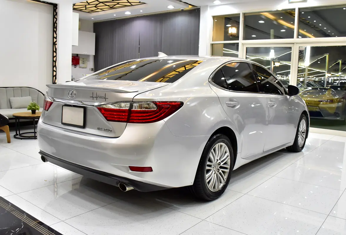 198000 2015 ES-Series