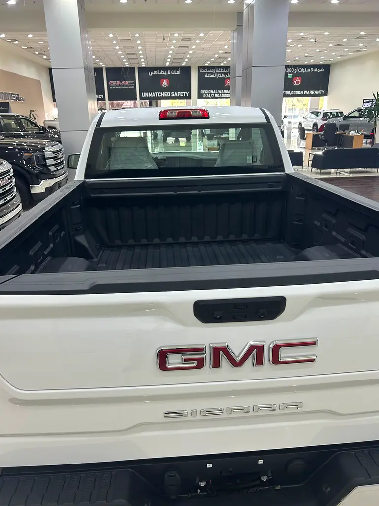 GCC 2026 GMC Sierra