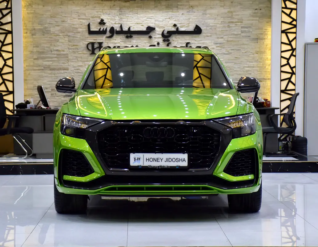2022 RS Q8 European