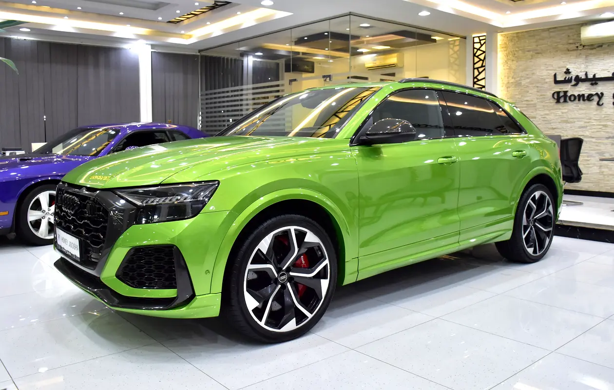 2022 RS Q8 European